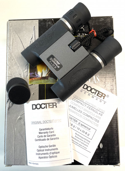 BWare Docter aspherical 8x22 B Fernglas silver sign