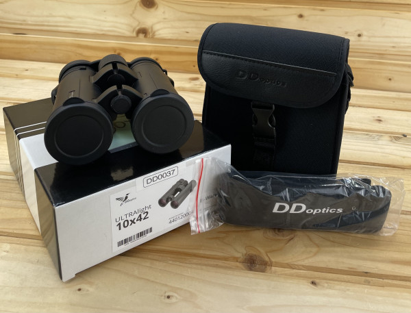 BWare DDoptics 440120004 Fernglas Ultralight 10x42 inklusive Zubehör Wandern Pirsch V567